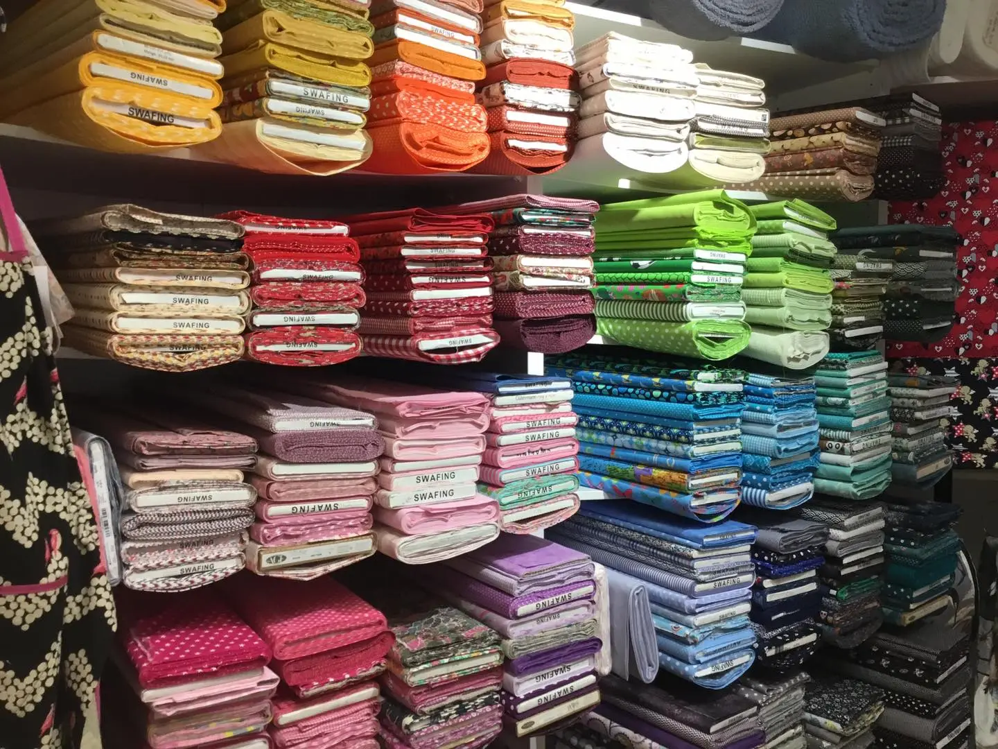 Stoffe & Textilien